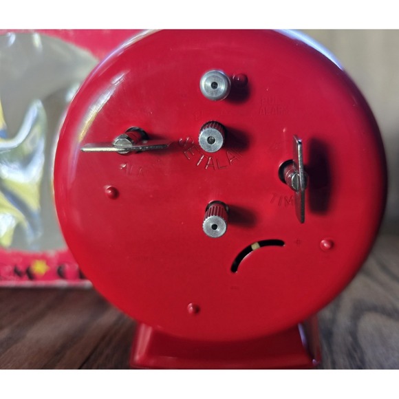 Vintage 'Old Fashioned' Red Betty Boop Alarm Clock 1983 WORKS - Picture 6 of 13